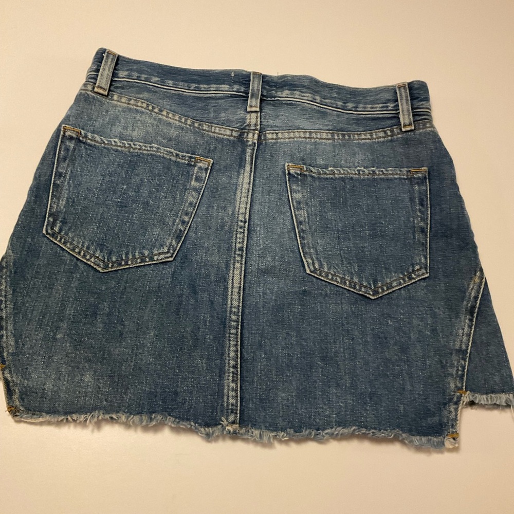 Frame Denim Mini Shirt, Washed Denim, 100% Cotton, 5-Pocket Style, Size 27 - Picture 7 of 12